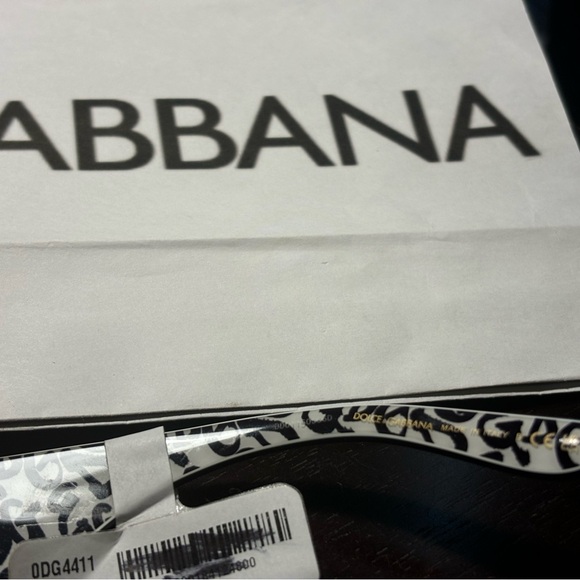 New Dolce & Gabbana DG4411 3389/8G Black on New Graffiti - Picture 12 of 16